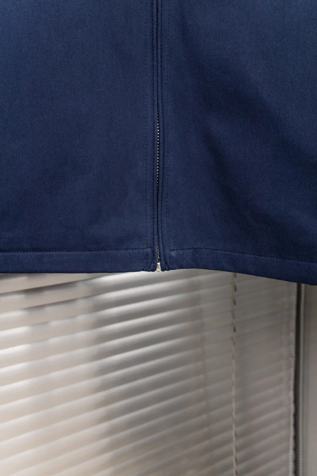 🅿️330 new model number: B129 Ralph Lauren's new 2024 classic old money style stand collar executive zipper jacket 1️⃣Selected from high-quality original developed pure cotton fabrics, with customized plaid lining inside, the overall wearing effect is very soft and comfortable, 2️⃣The workmanship details are perfectly controlled, the chest is exquisitely embroidered with small logos, and the dropped shoulders are made of splicing technology to create a unique design style that highlights your personality! The version is simple but not simple! 3️⃣ Complete with tag accessories, unisex design, and a very versatile jacket for men and women! Color: black, navy, khaki, green Size: S, M, L, XL